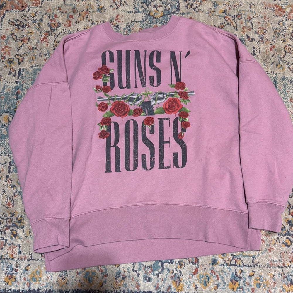 Pink Crewneck Guns N' Roses Sweater with Floral Design